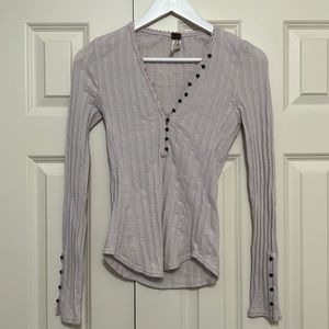We The Free Knit Long Sleeved V-Neck Button Loop Design Detail Top Small